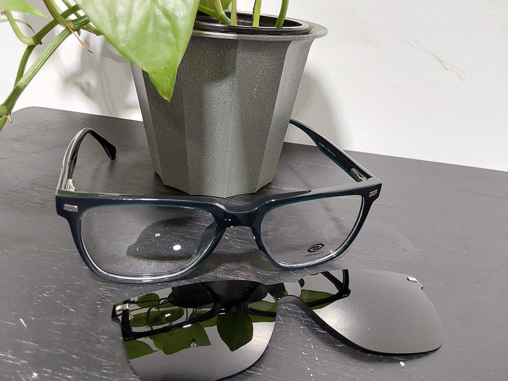 101030 - Clip on Sunglass
